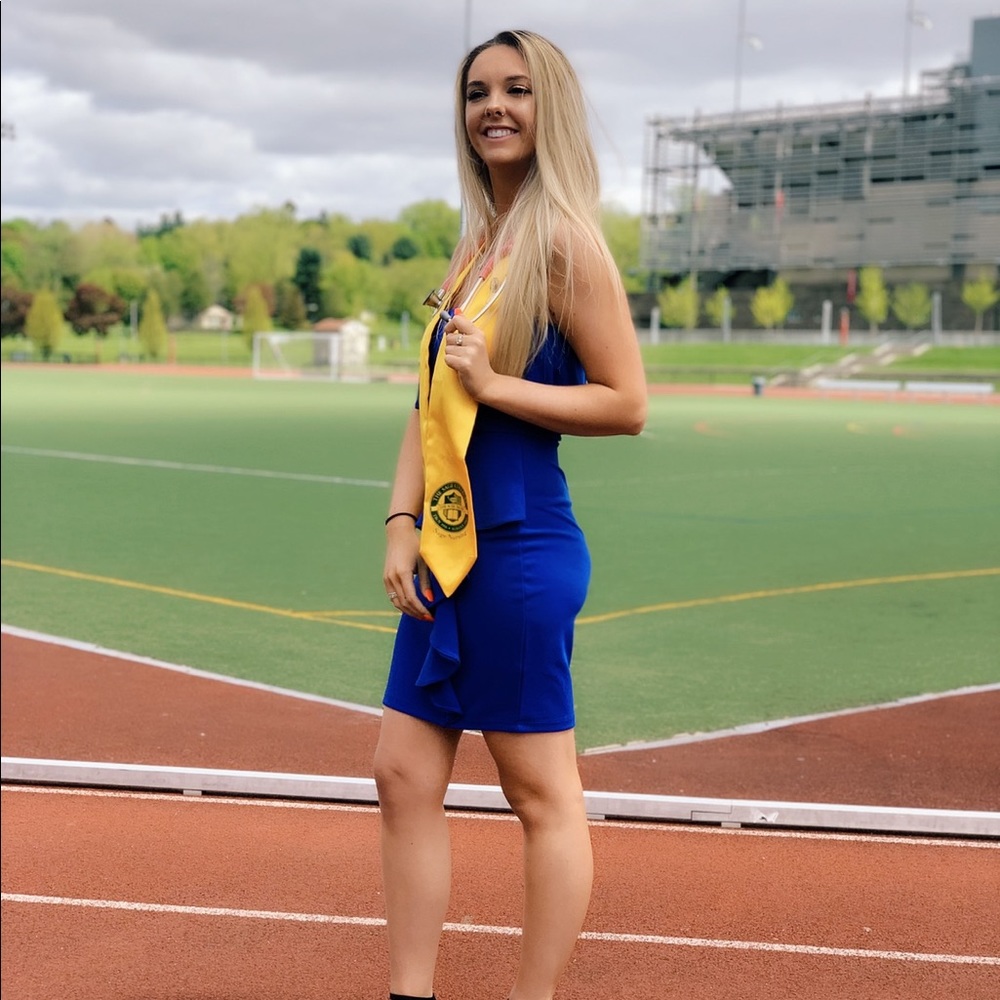 Meet your Posher, Alyssa